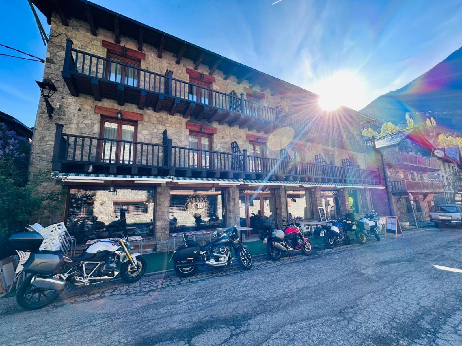 Hotel Valls Valira Os de Civís المظهر الخارجي الصورة