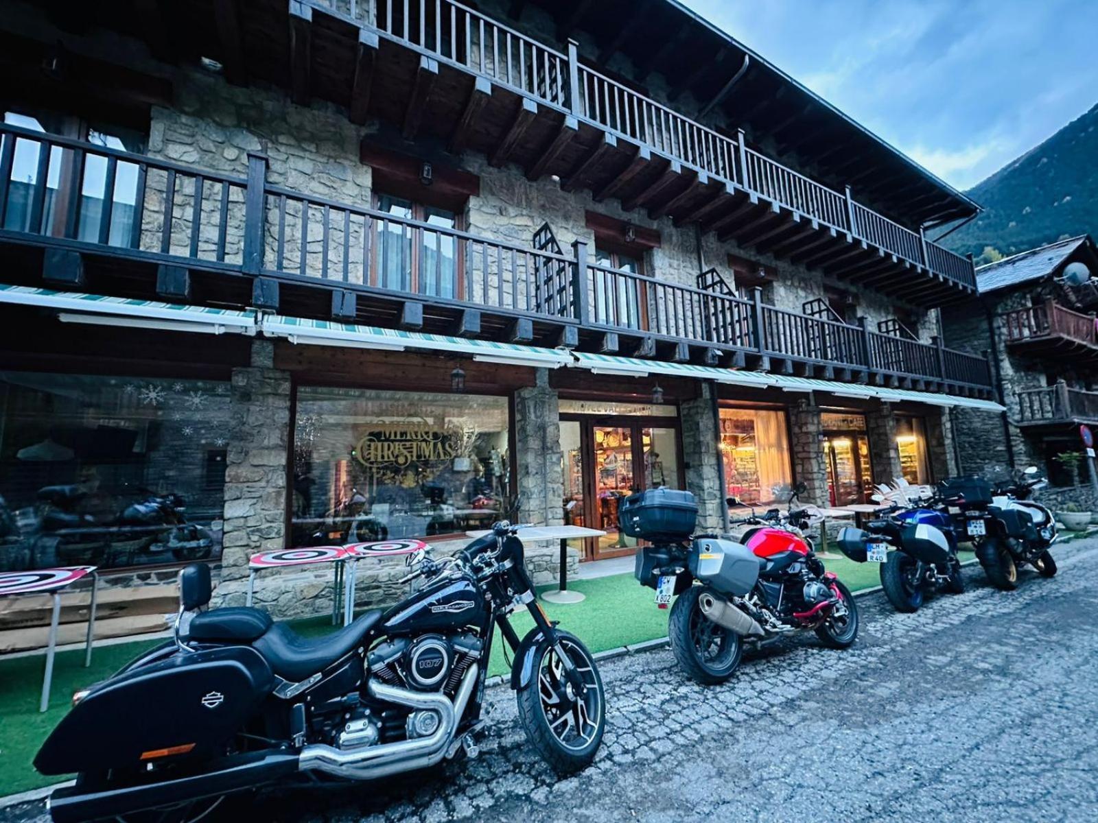 Hotel Valls Valira Os de Civís المظهر الخارجي الصورة